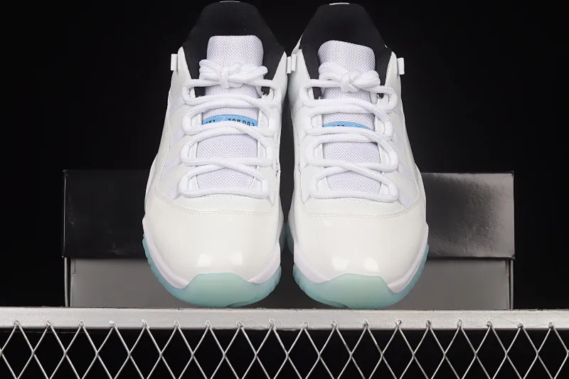 All categories Air Jordan Jordan series basketball shoes Air Jordan 11 F version Air Jordan 11 Low "Legend Blue" AJ11 Joe 11 Legend Blue Low-top top layer Real standard real carbon Sports culture basketball shoes AV2187-117